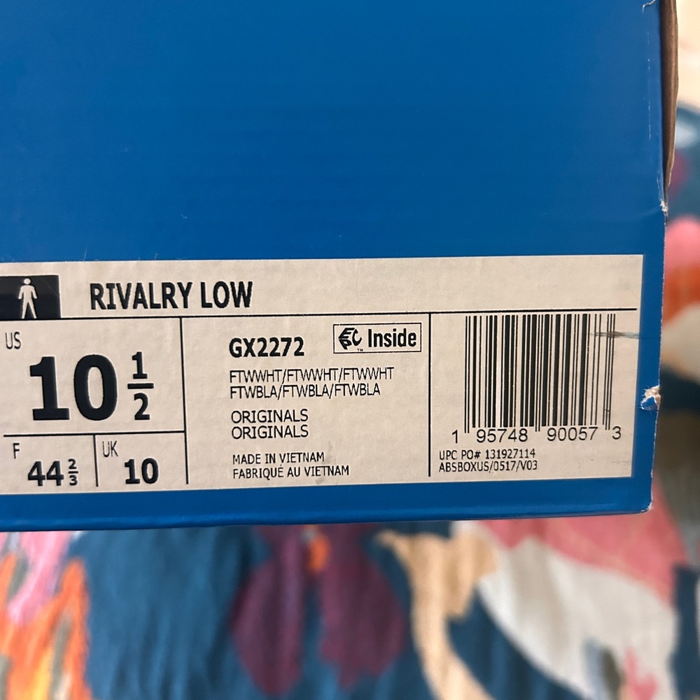 adidas Rivalry Low Sneakers in White - Picture 2 of 5